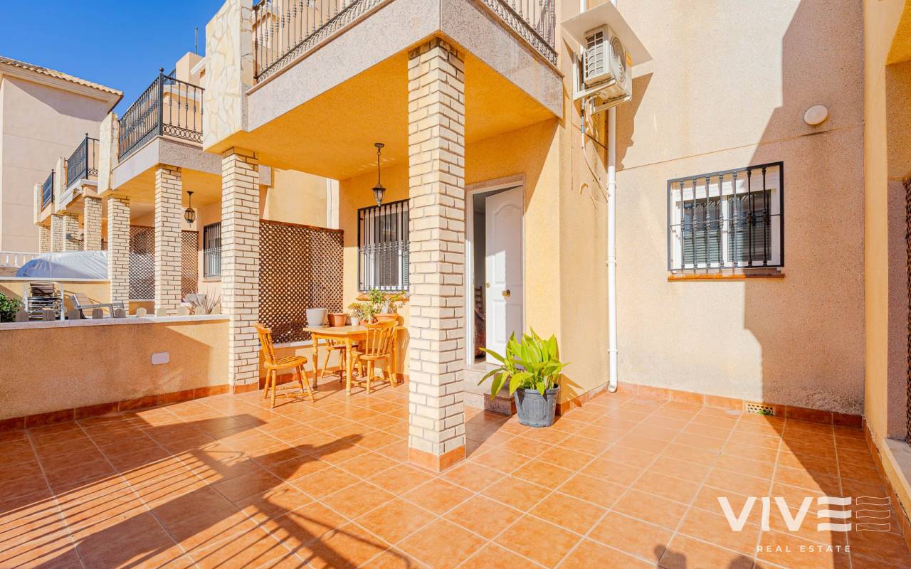 2. Townhouse - Försäljning  - Torrevieja - 32814