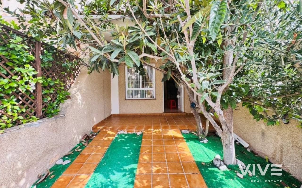 Adosado - Segunda mano - Torrevieja - SM-44295