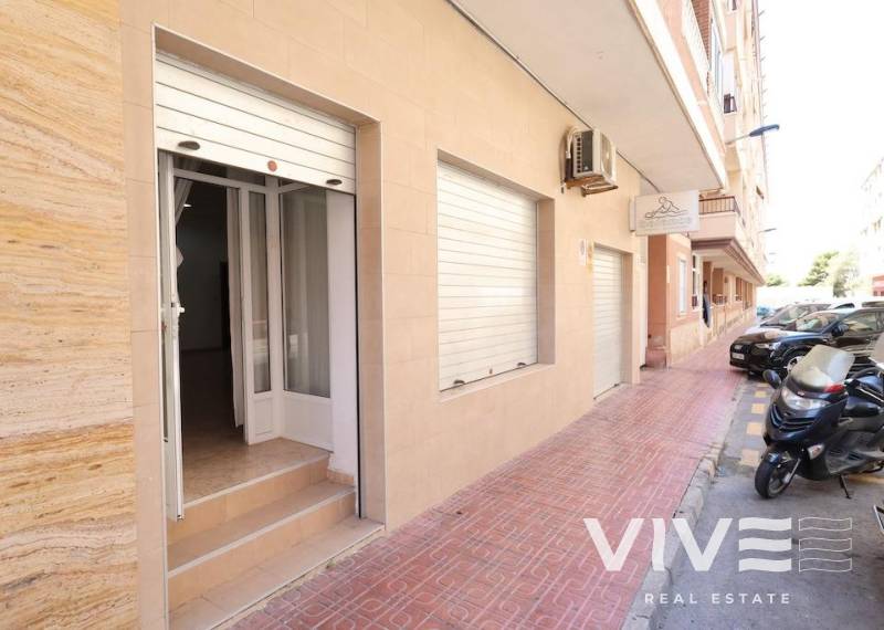 Affärslokaler - Försäljning  - Torrevieja - Torrevieja