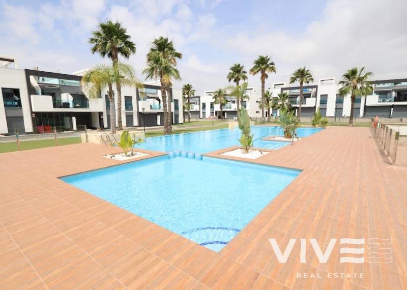 Apartamento - Segunda mano - La Marina / Guardamar - EL RASO
