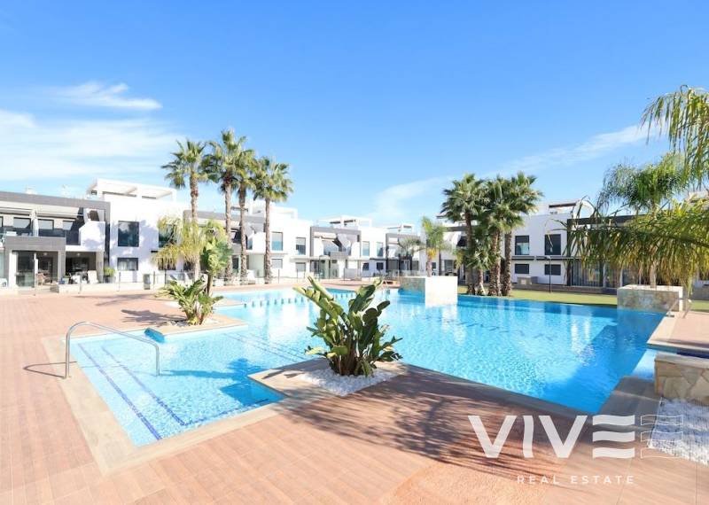 Apartamento - Segunda mano - Orihuela Costa - La Zenia