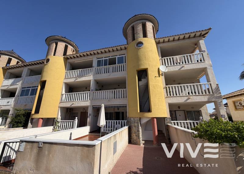 Apartamento - Segunda mano - Orihuela Costa - Villamartin