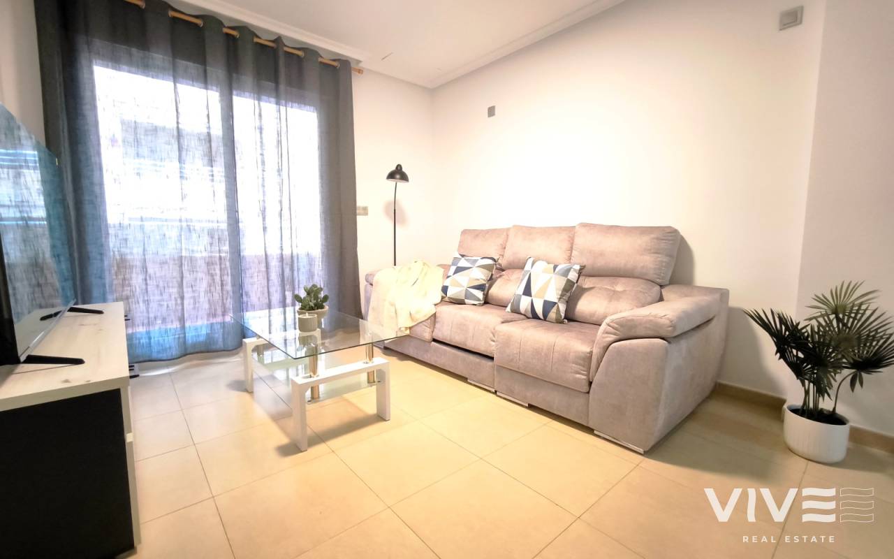 Apartamento - Segunda mano - Torrevieja - RE0320