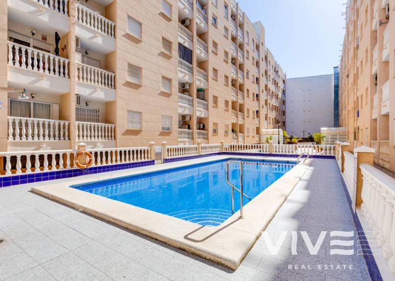 Apartamento - Segunda mano - Torrevieja - Torrevieja