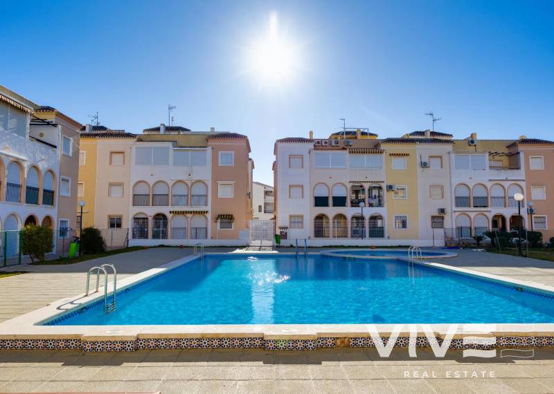 Apartamento - Segunda mano - Torrevieja - Torrevieja