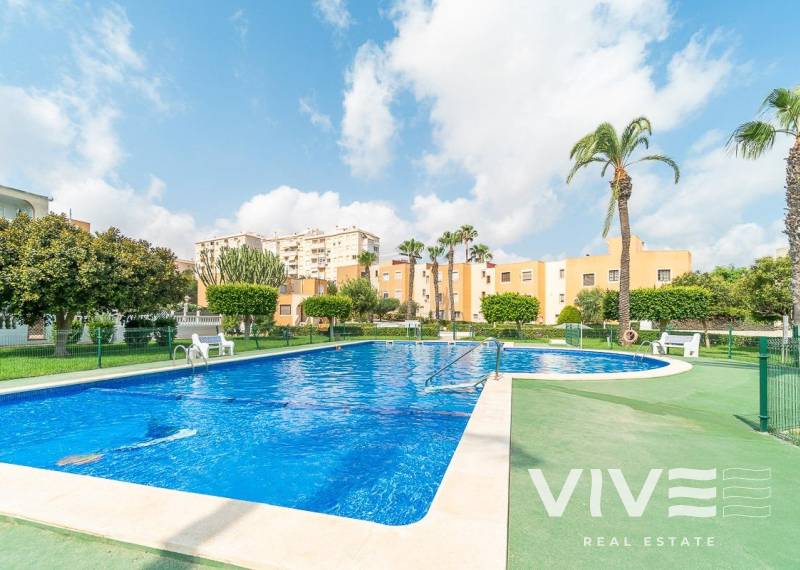 Apartamento - Segunda mano - Torrevieja - Torrevieja