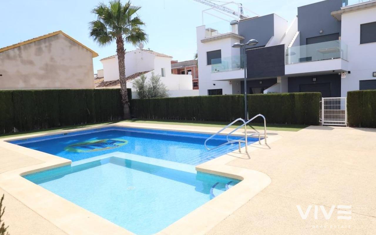 Apartment / flat - Resale - Pilar de la Horadada - 48127