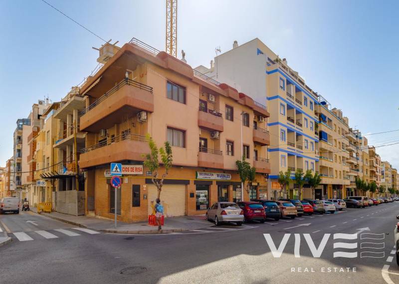 Apartment - Resale - Torrevieja - Centro - Muelle Pesquero