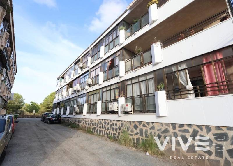 Apartment - Resale - Torrevieja - La Siesta - El Salado - Torreta
