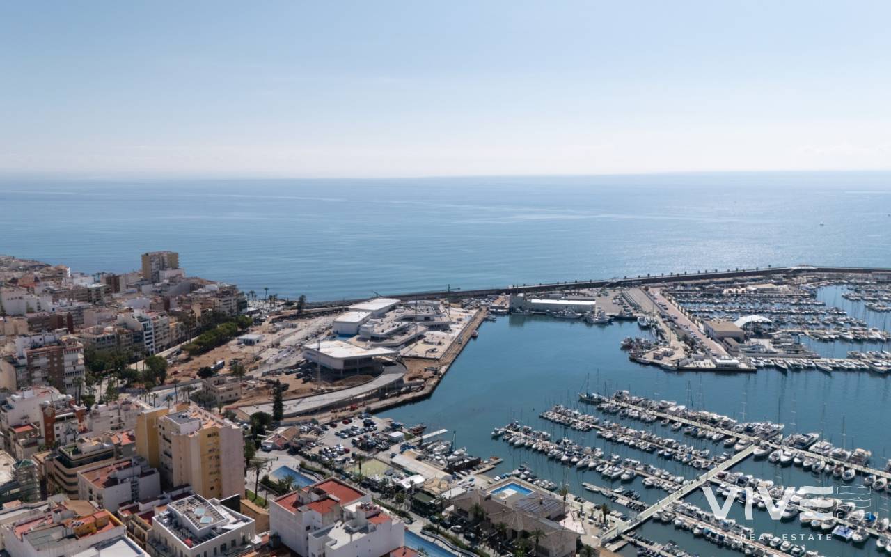 Apartment - Resale - Torrevieja - LRE-88466