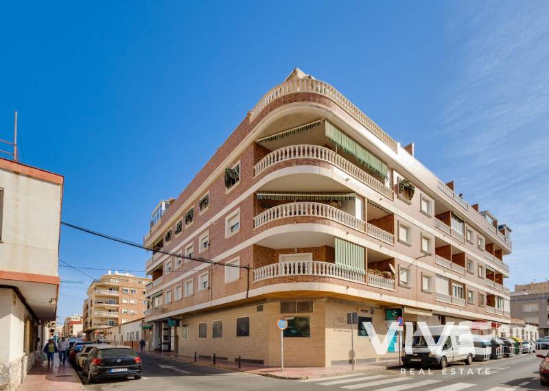 Apartment - Resale - Torrevieja - Puerto deportivo marina salinas