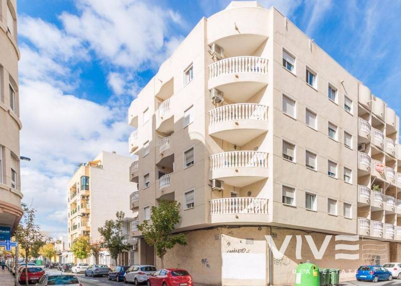 Apartment - Resale - Torrevieja - Torrevieja