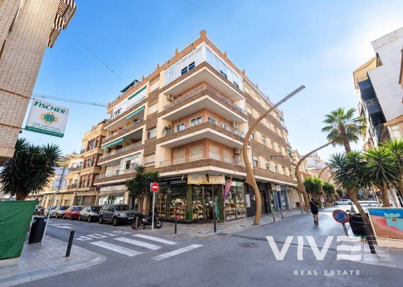 Apartment - Resale - Torrevieja - Torrevieja