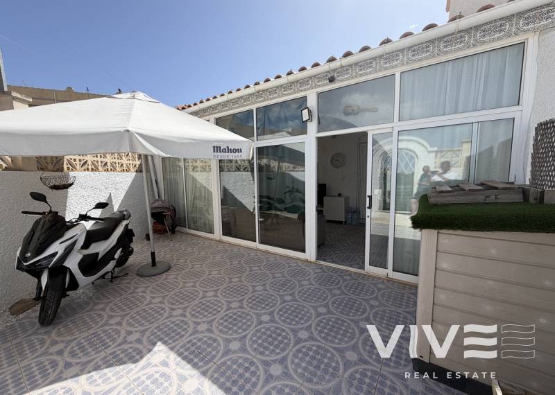 Apartment / Wohnung - Verkauf - Orihuela Costa - Villamartin