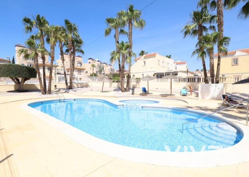 Apartment / Wohnung - Verkauf - San Miguel de Salinas - Las Filipinas