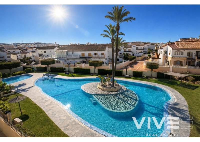 Atico - Resale - Torrevieja - PLAYA DE LA MATA