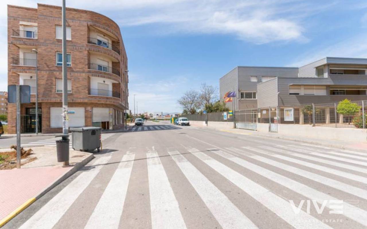 Business - Resale - Almoradi - PF-47030