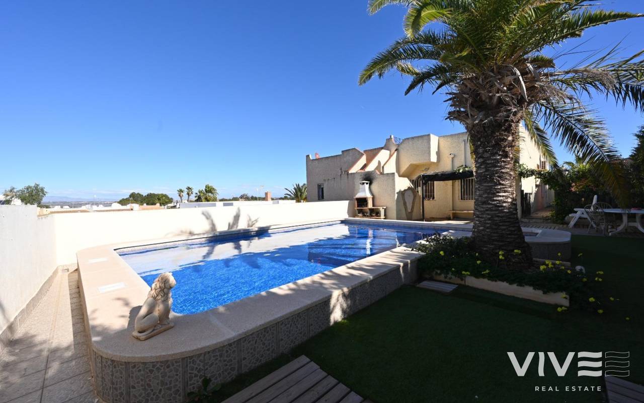Casa - Verkauf - Torrevieja - 95307