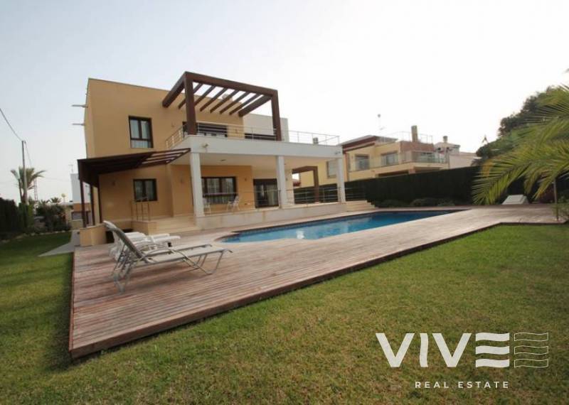 Detached Villa - Försäljning  - Orihuela Costa - Cabo Roig