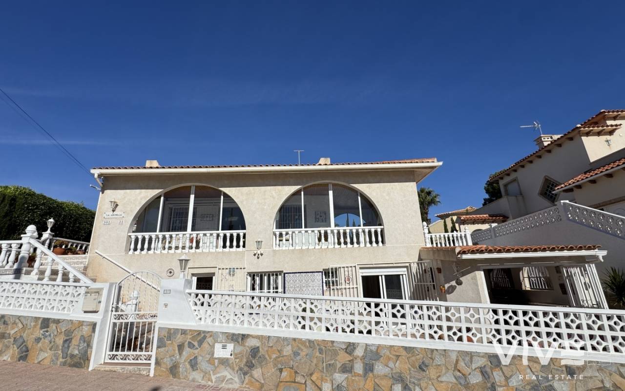 Detached Villa - Försäljning  - Orihuela Costa - DOLP-44474