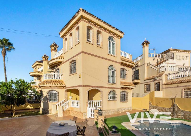 Detached Villa - Försäljning  - Orihuela Costa - Las Mimosas