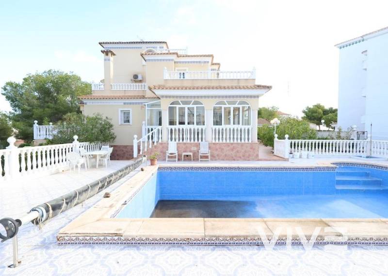 Detached Villa - Försäljning  - Orihuela Costa - Villamartín-Las Filipinas