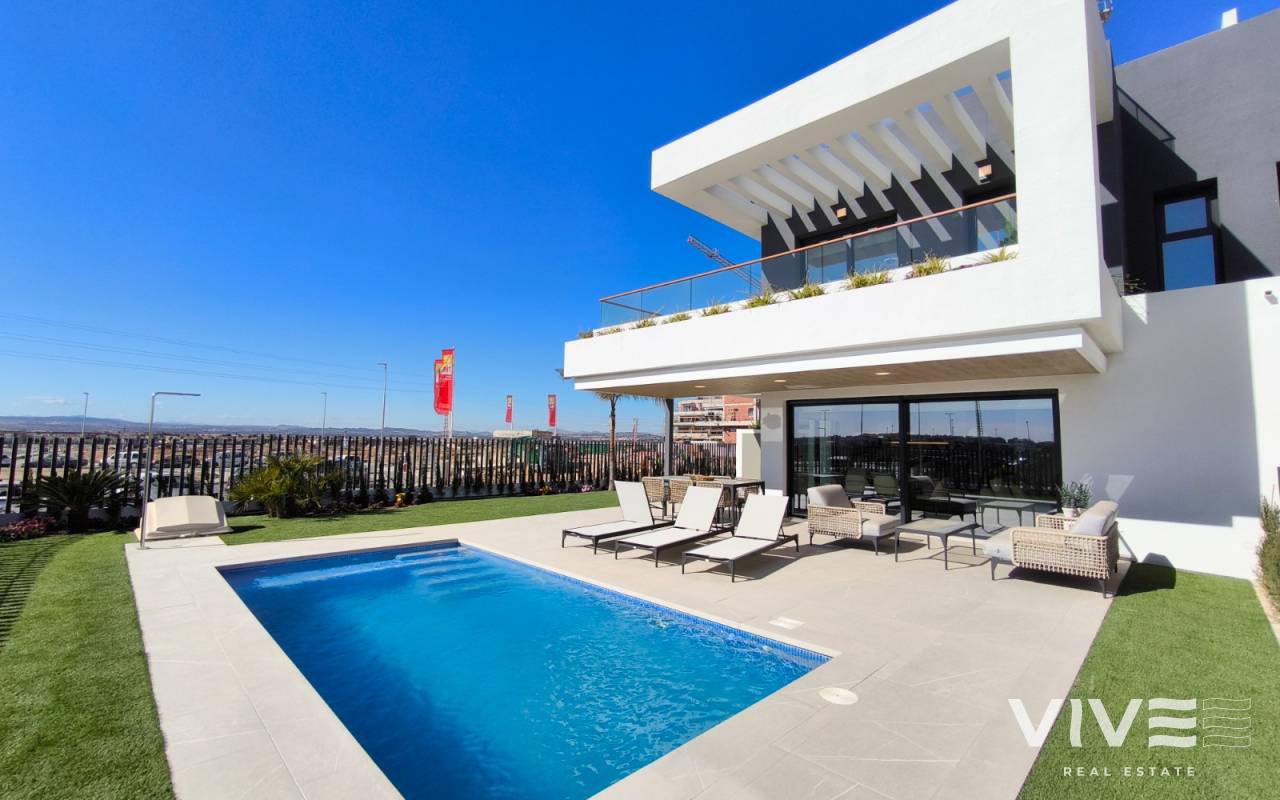 Detached Villa - Nueva construcción  - Torrevieja - NB0192-D