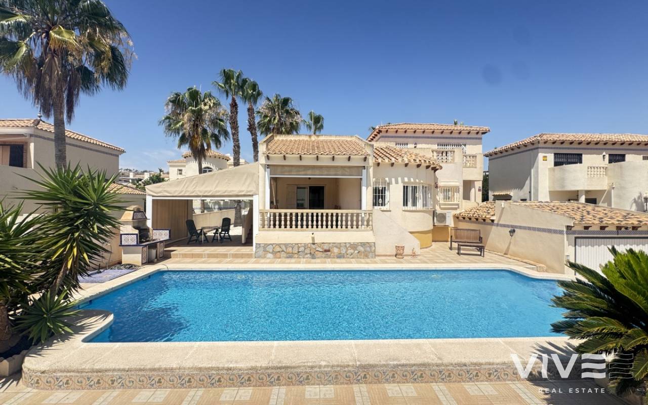 Detached Villa - Resale - Las Ramblas Golf - DOLP-43573