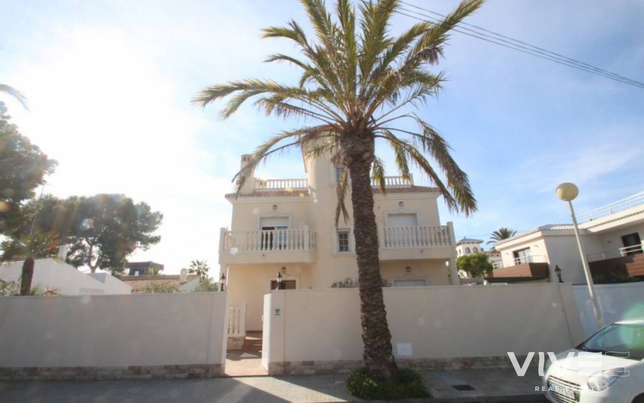 Detached Villa - Resale - Orihuela Costa - 62991