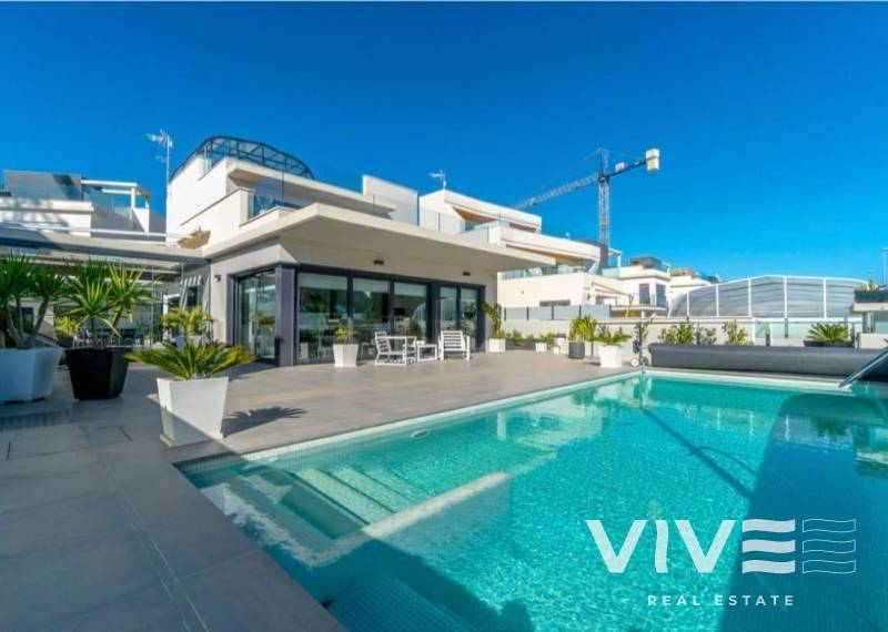 Detached Villa - Resale - Orihuela Costa - Campoamor