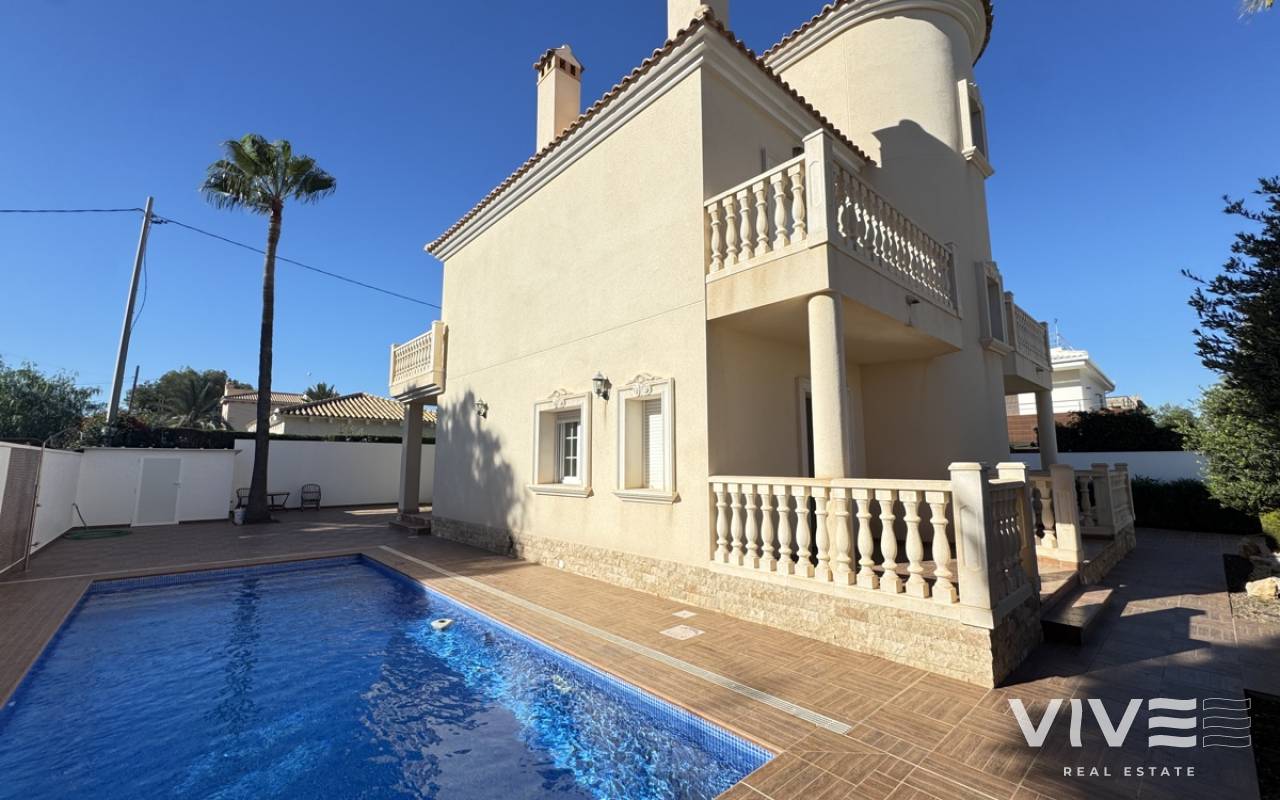 Detached Villa - Resale - Orihuela Costa - DOLP-91618