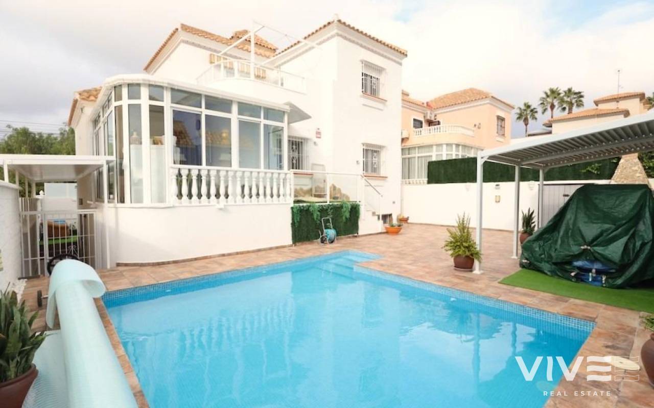 Detached Villa - Resale - San Miguel de Salinas - 82226