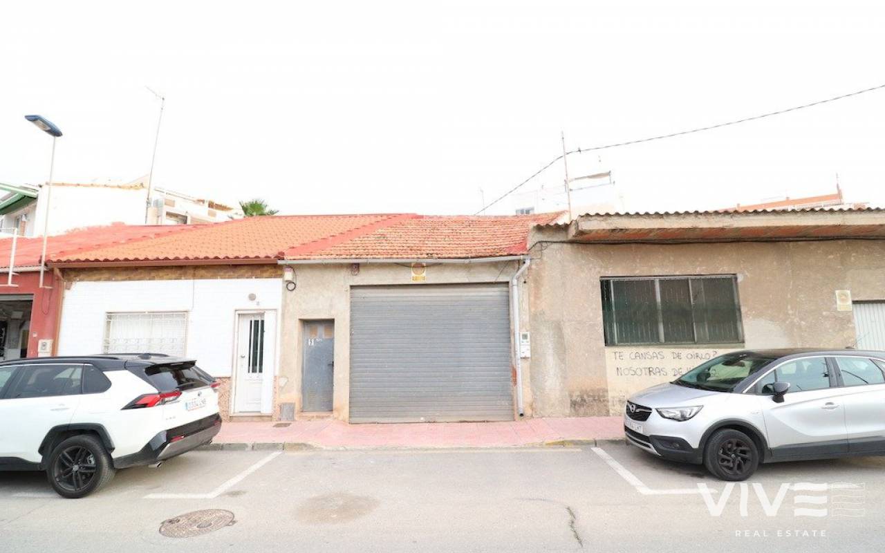 Detached Villa - Resale - Torrevieja - 56081