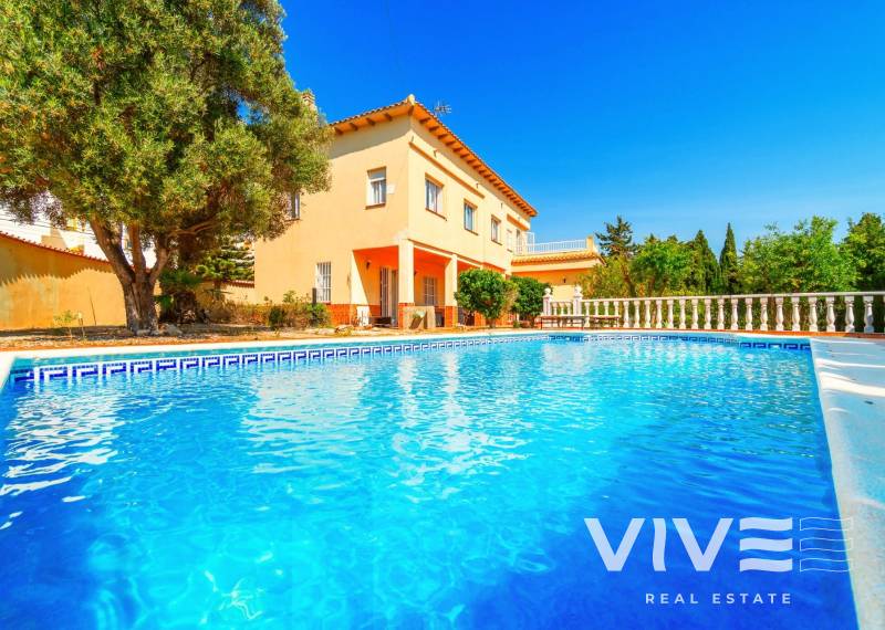 Detached Villa - Resale - Torrevieja - La Mata