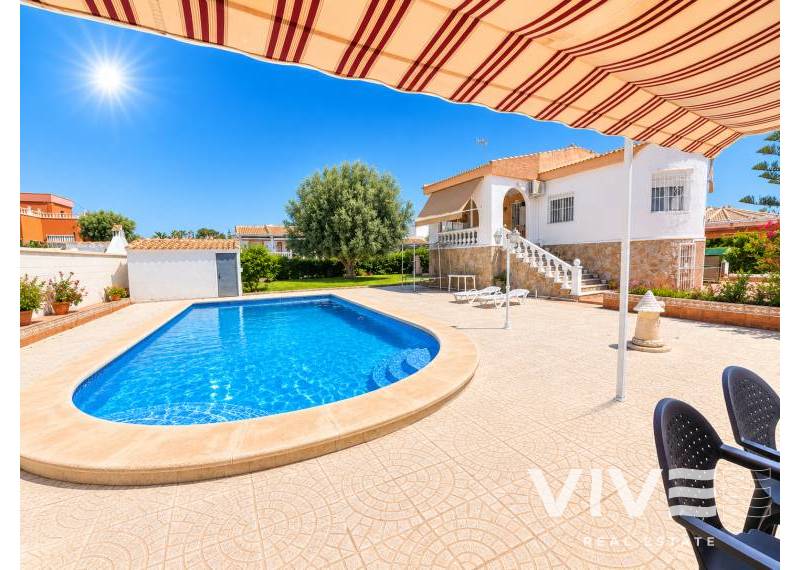Detached Villa - Resale - Torrevieja - Torrevieja