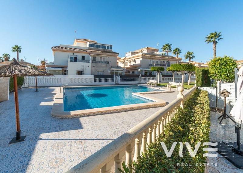 Detached Villa - Segunda mano - Orihuela Costa - Playa Flamenca