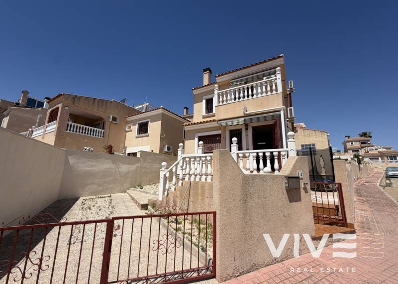 Detached Villa - Segunda mano - Orihuela Costa - Villamartin