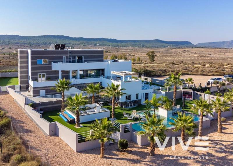 Detached Villa - Segunda mano - Torremendo - Torremendo