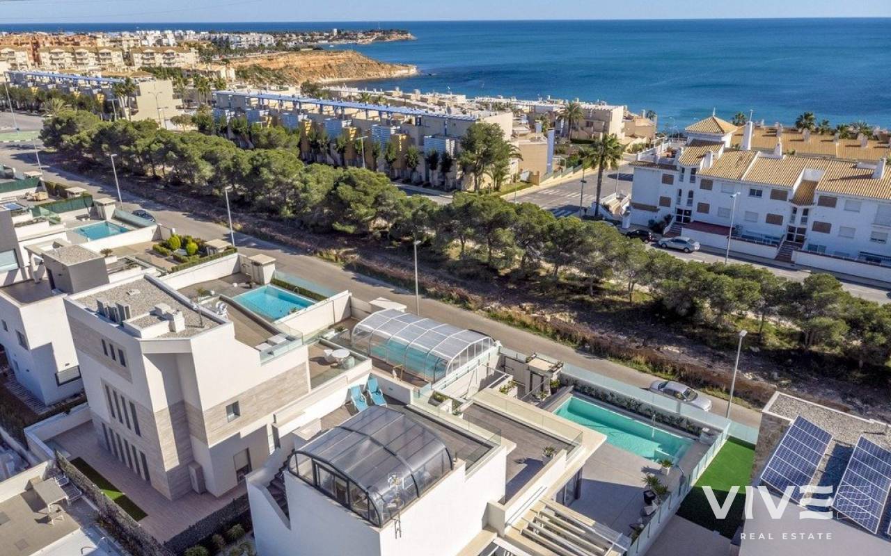 Detached Villa - Verkauf - Orihuela Costa - 85463