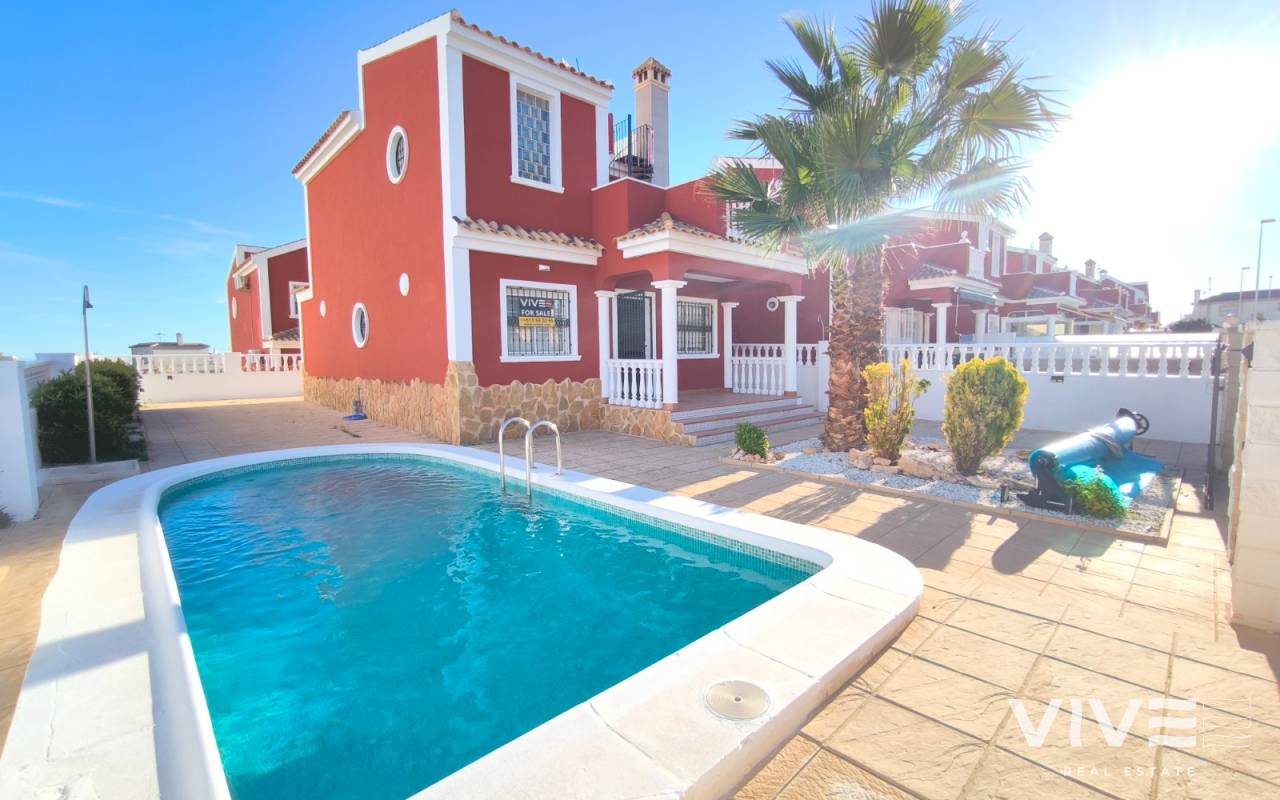 Detached Villa - Verkauf - Orihuela Costa - RE0331