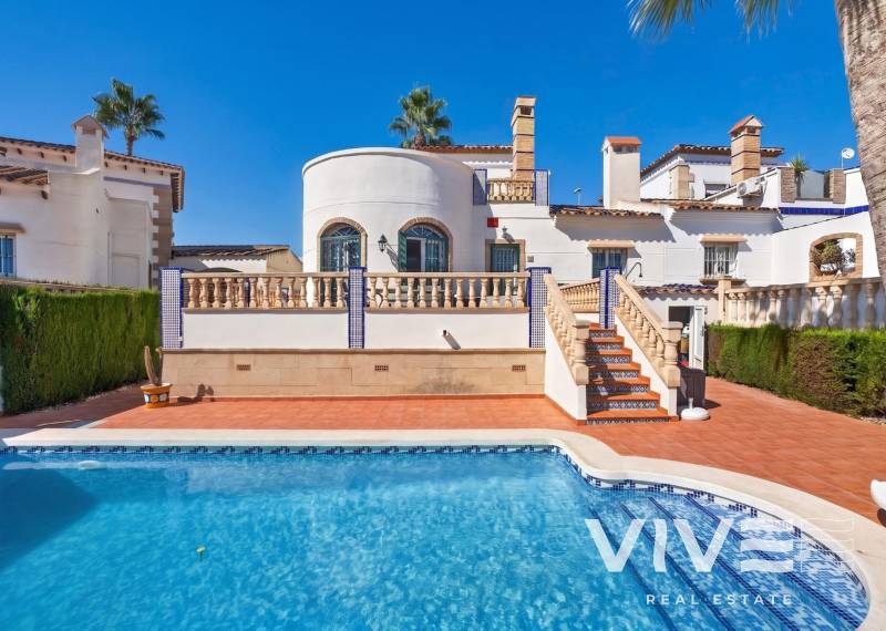 Detached Villa - Verkauf - Orihuela Costa - Villamartin
