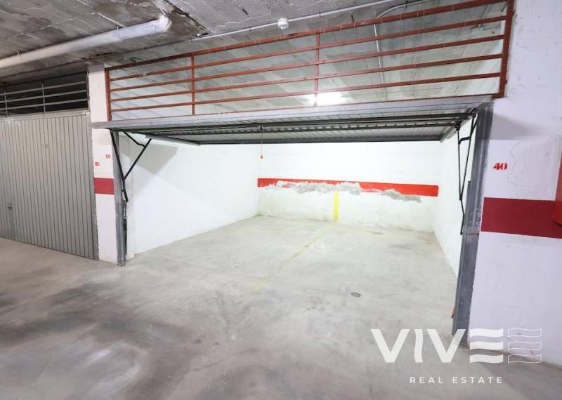 Garage - Segunda mano - Torrevieja - Torrevieja