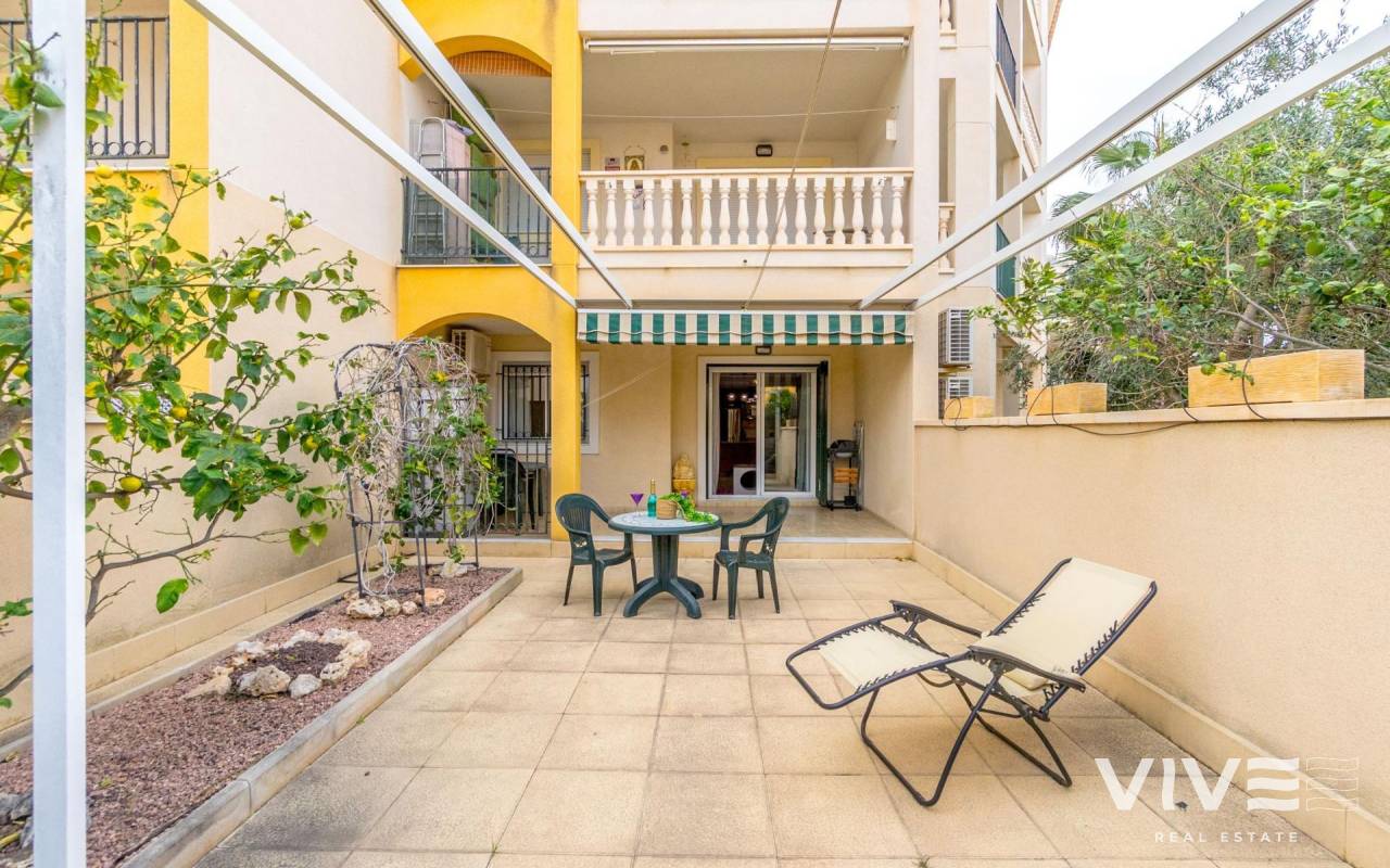 Lägenhet - Försäljning  - Orihuela Costa - 52008