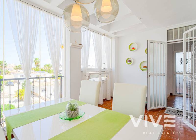 Lägenhet - Försäljning  - Torrevieja - Punta Prima