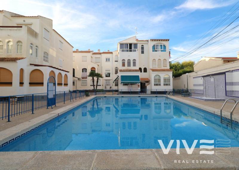 Lägenhet - Försäljning  - Torrevieja - Torrevieja