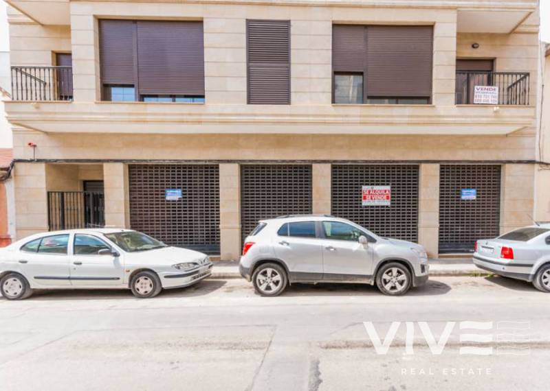 Local comercial - Alquiler a largo plazo - Almoradi - Almoradí Centro