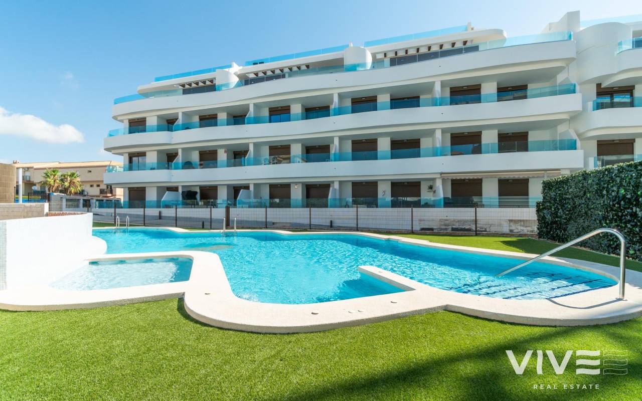 Mieszkanie - Wynajem - Orihuela Costa - PF-83659