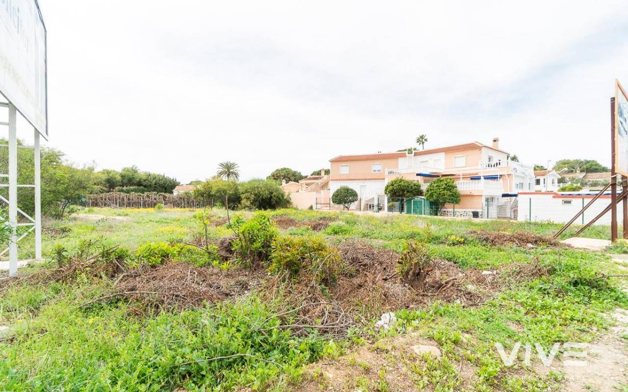 Parcela/Terreno - Segunda mano - Torrevieja - PF-31569