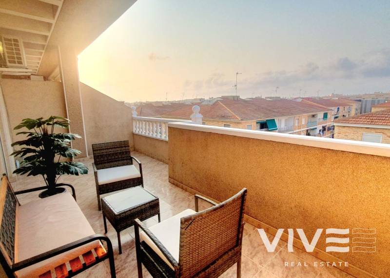 Penthouse - Resale - Torrevieja - Piscinas naturales