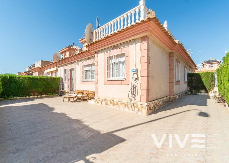 Semi - Verkauf - Orihuela Costa - Punta Prima